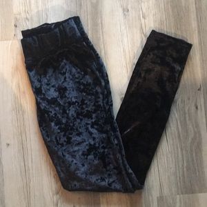 Wet Seal Black Velvet Leggings // Size L